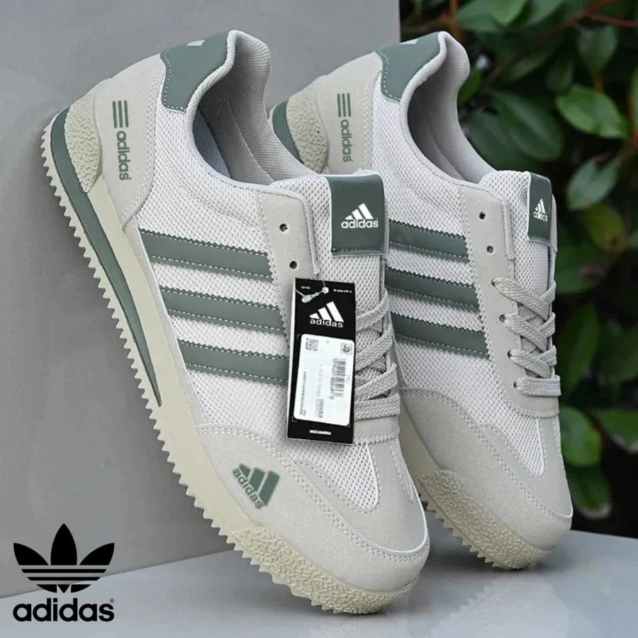 AD® Classic Motion Sneakers